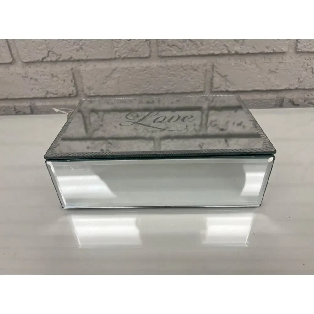 American Atelier “Love” Mirror Jewelry Box <3 - Picture 2 of 6
